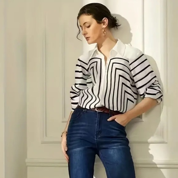 Tops - Geo Stripe Button Front Long Sleeve -- Shirt - Black & White - L  NWT